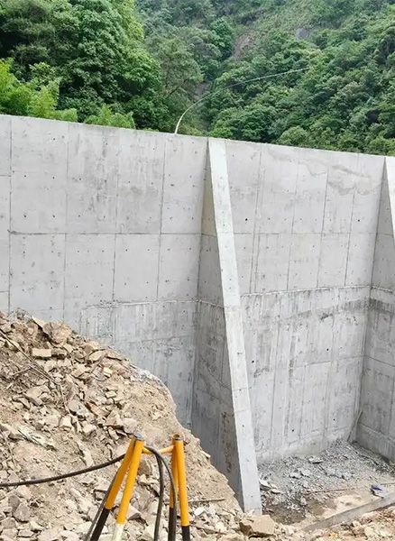 阜阳临泉县重力式挡土墙